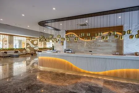 Moon Palace Ξενοδοχείο 5*