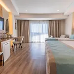 Moon Palace 5*