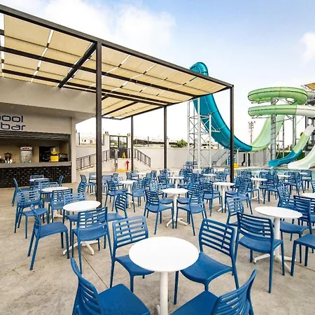 Moon Palace 5* Side