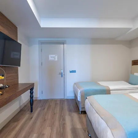 Hotel Moon Palace Side