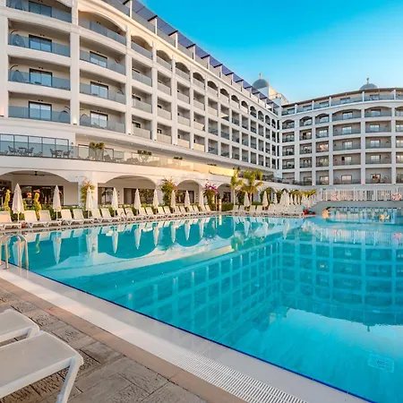 Hotel Moon Palace Side