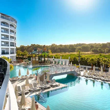 Hotel Moon Palace