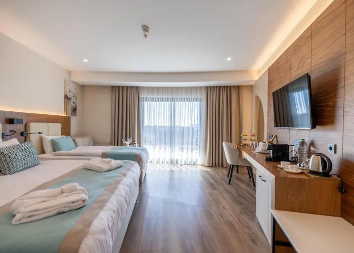 Moon Palace Otel Side