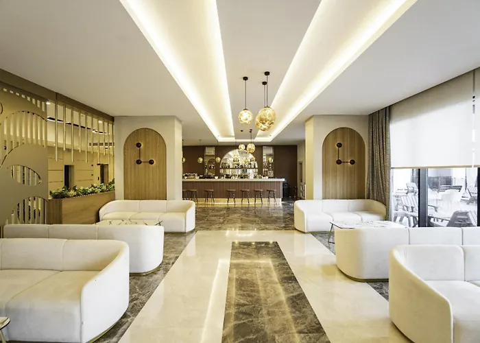 Moon Palace Hotel Side